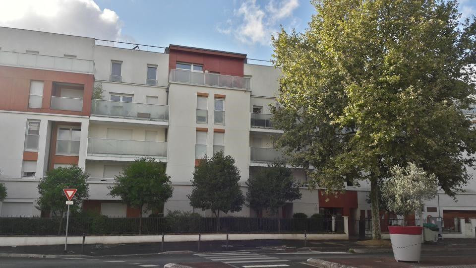 
                                                Location
                                                 T2 en rez-de-jardin à Cachan
