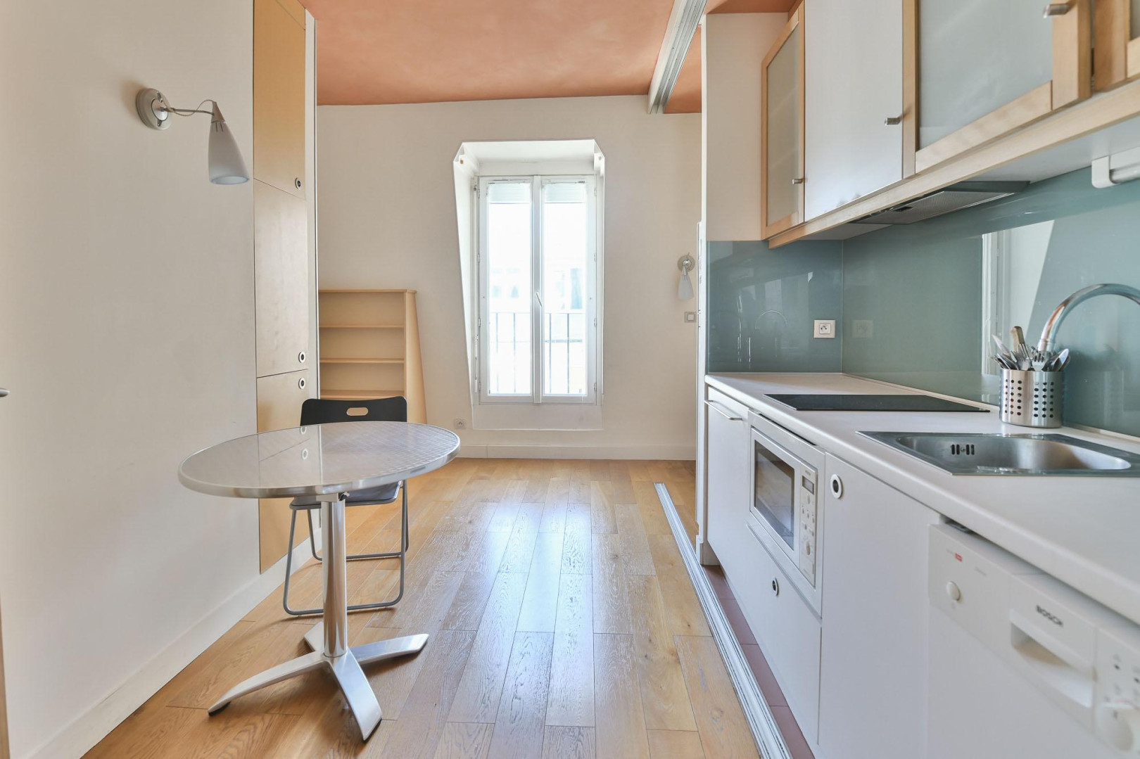 
                                                Vente
                                                 T2 entre Val de Grace et jardin Luxembourg