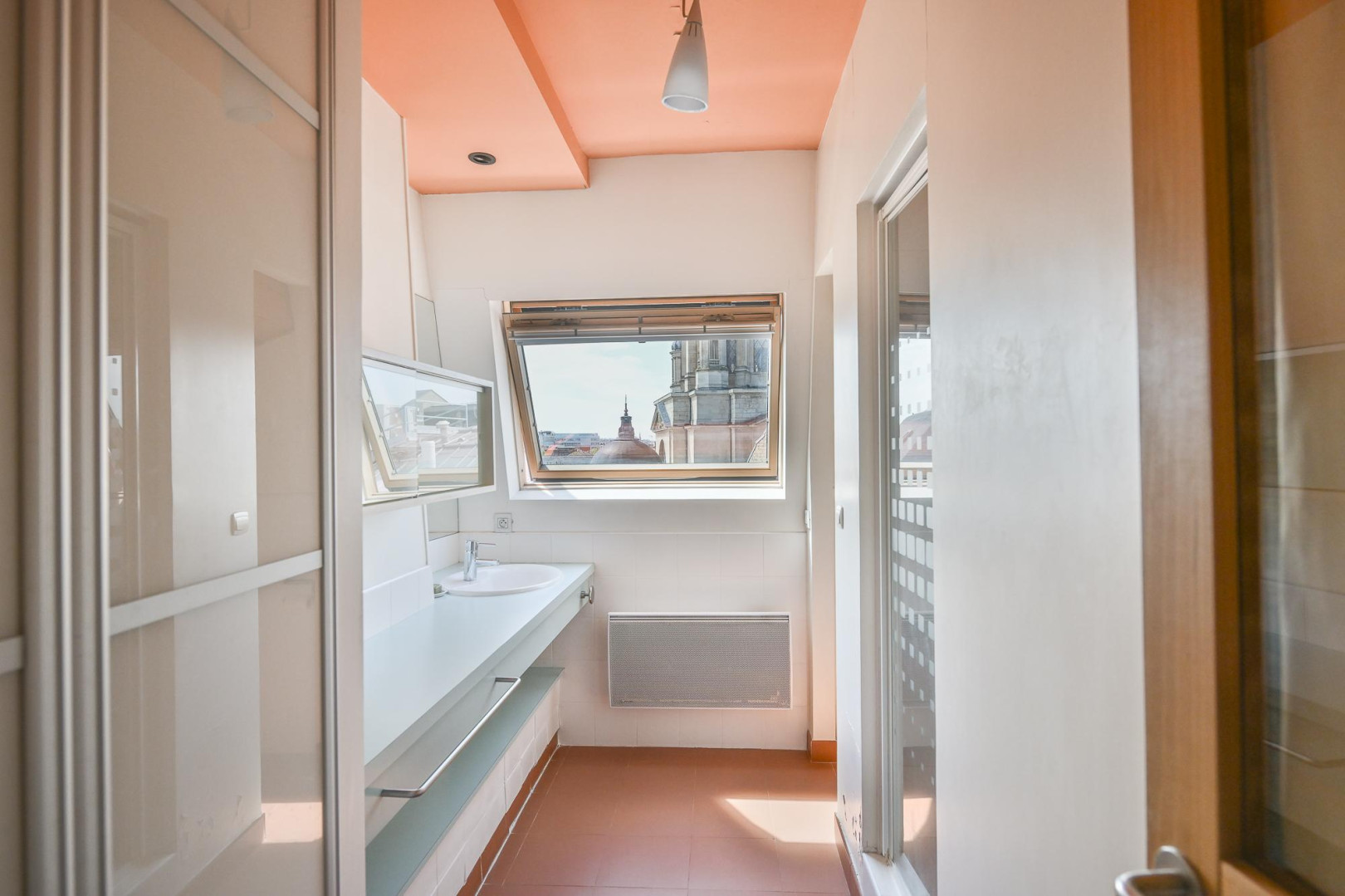 
                                                Vente
                                                 T2 entre Val de Grace et jardin Luxembourg