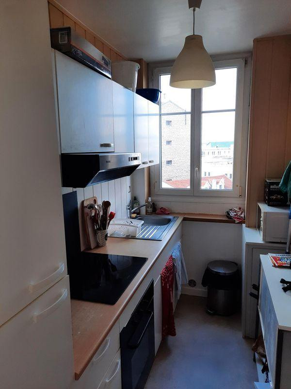 
                                                Location
                                                 T2/F2 Joli meublé 35m2 refait à neuf