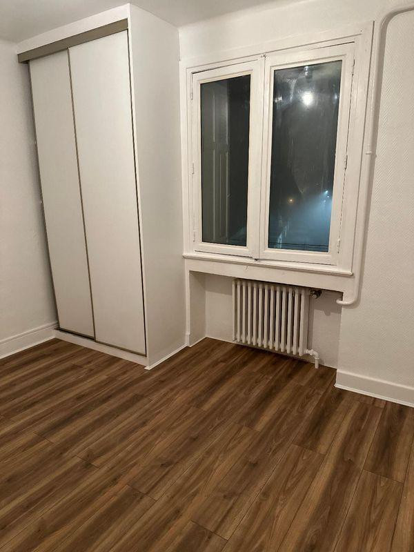 
                                                Location
                                                 T2 fauriel/vivaraize