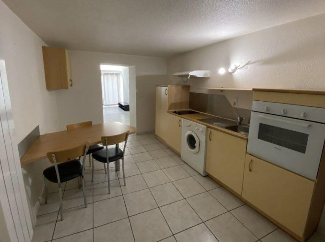 
                                                Location
                                                 T2 garage et jardin