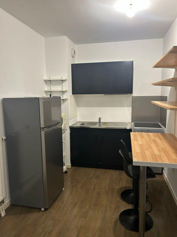 
                                                Location
                                                 T2 gennevilliers