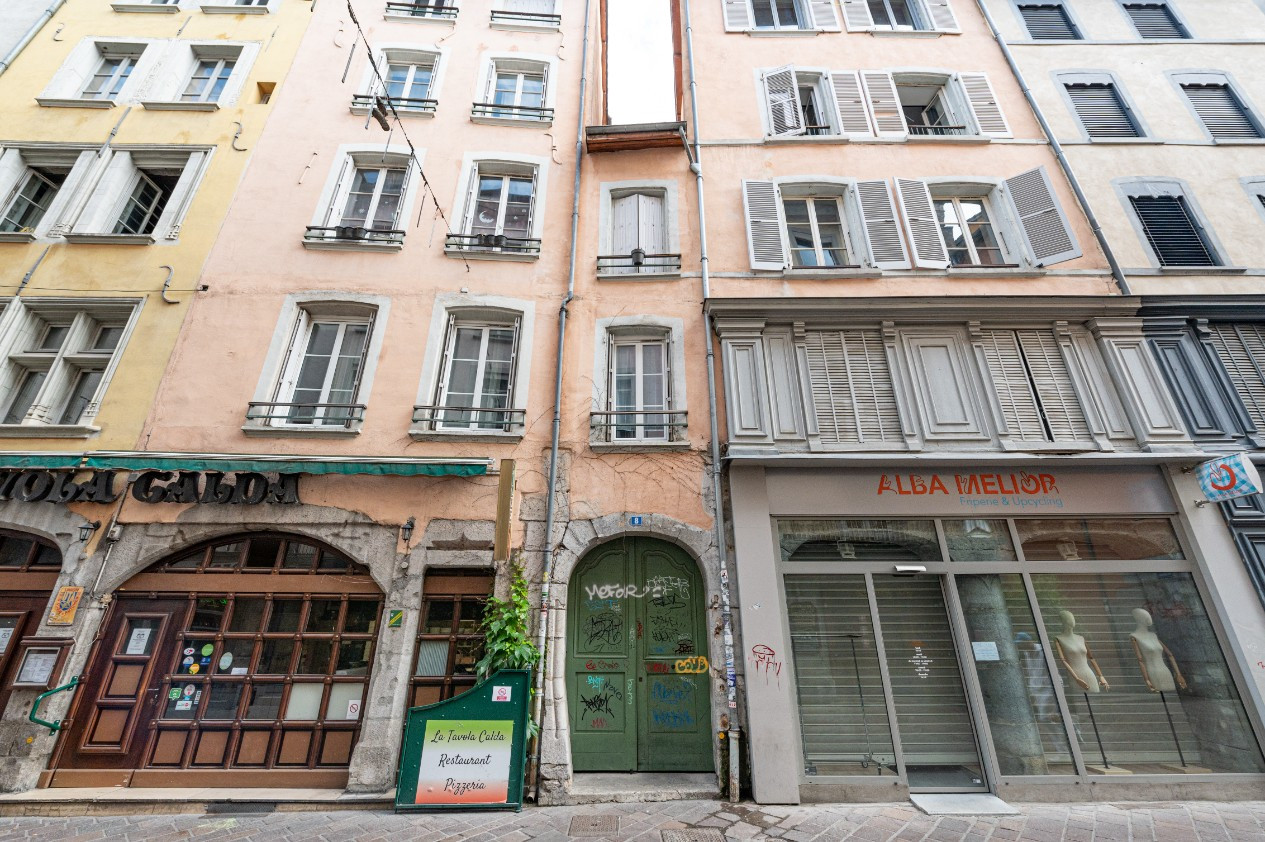 
                                                Vente
                                                 T2 – Hyper centre – Idéal Investisseur clé en main