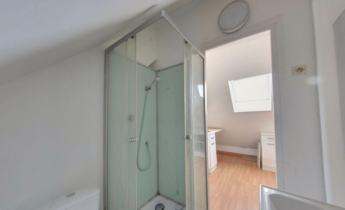 
                                                Location
                                                 T2 Le Plessis-Belleville