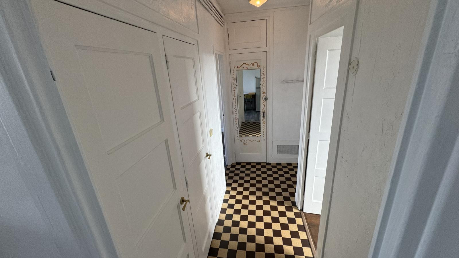 
                                                Location
                                                 T2  location eligible apl . proche centre.