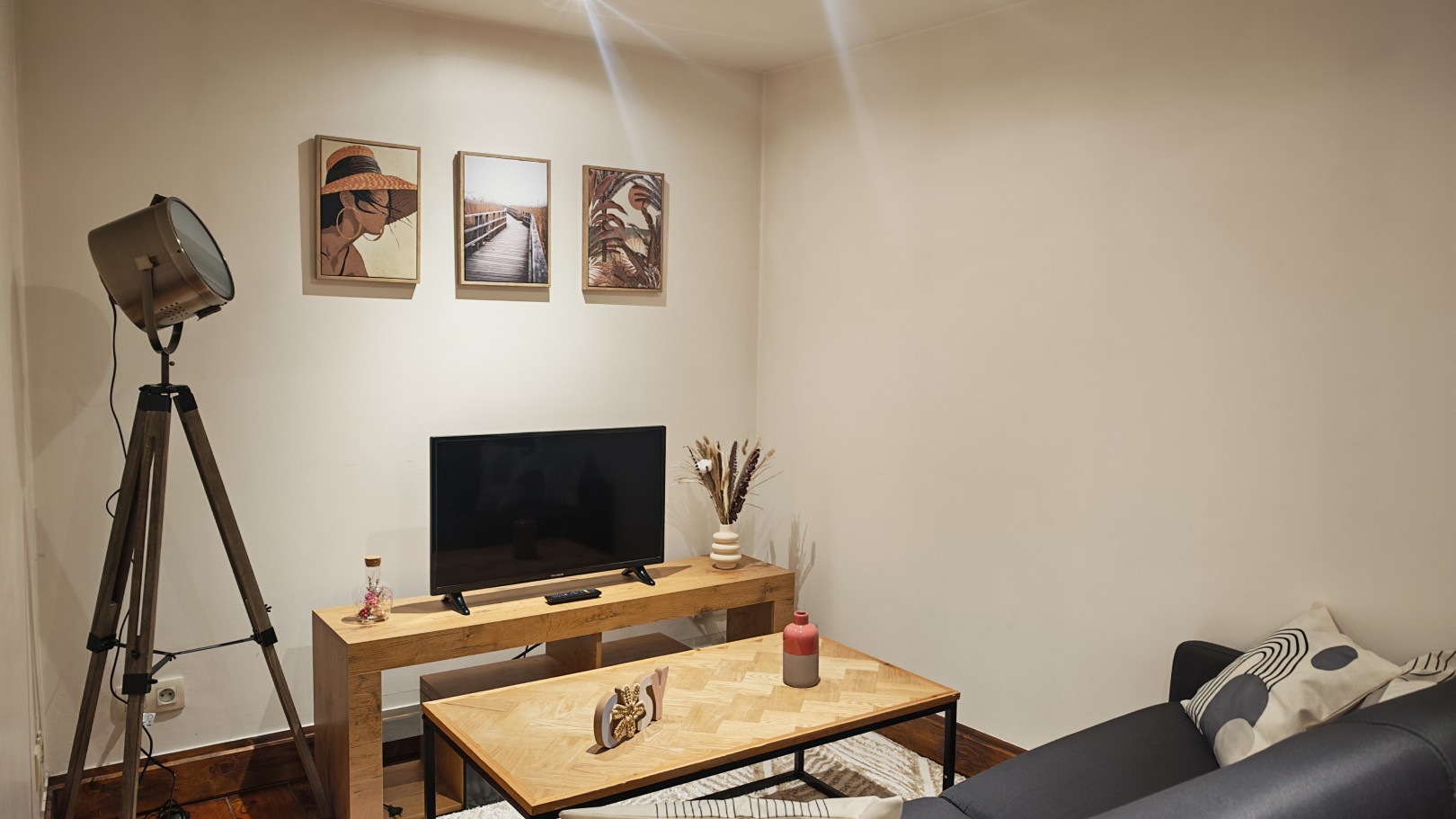 
                                                Vente
                                                 T2 LOUÉ 680€ – 6,3% – RENTABILITÉ IMMÉDIATE - CENTRE TREVOUX