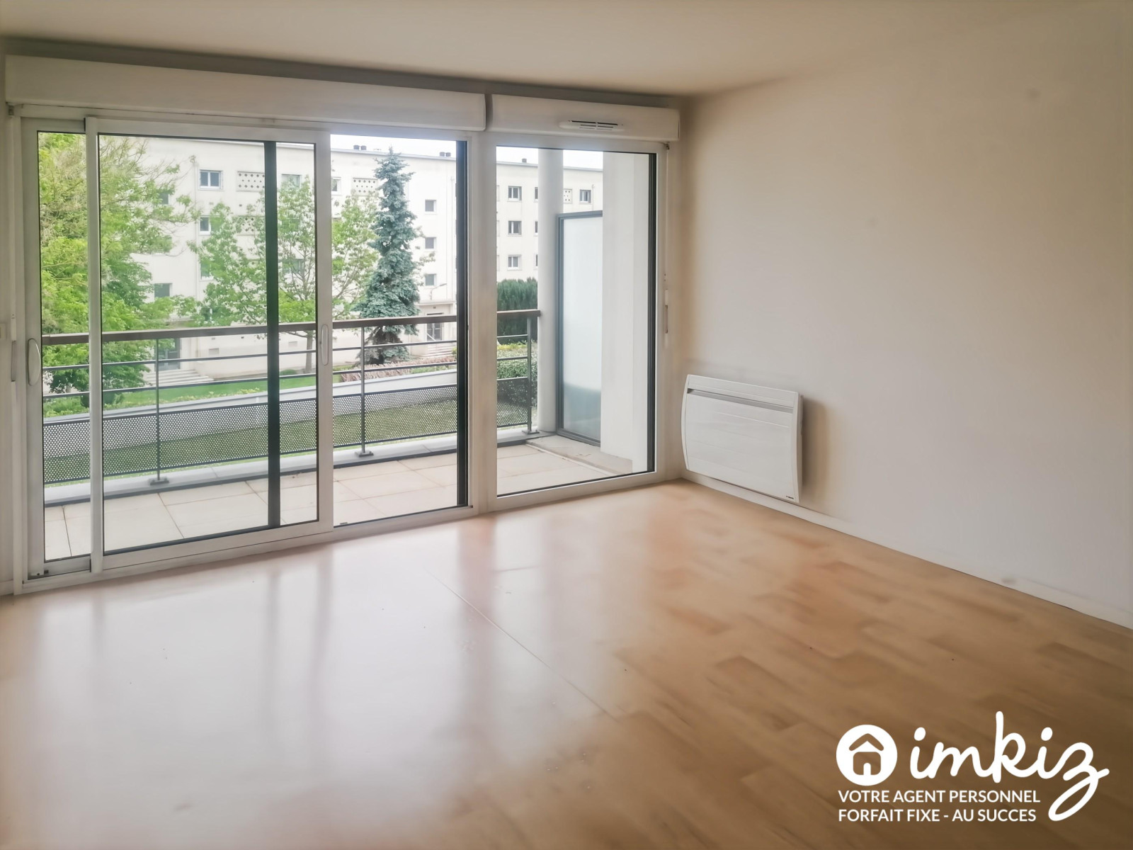 
                                                Vente
                                                 T2 lumineux avec balcon, parking et ascenseur