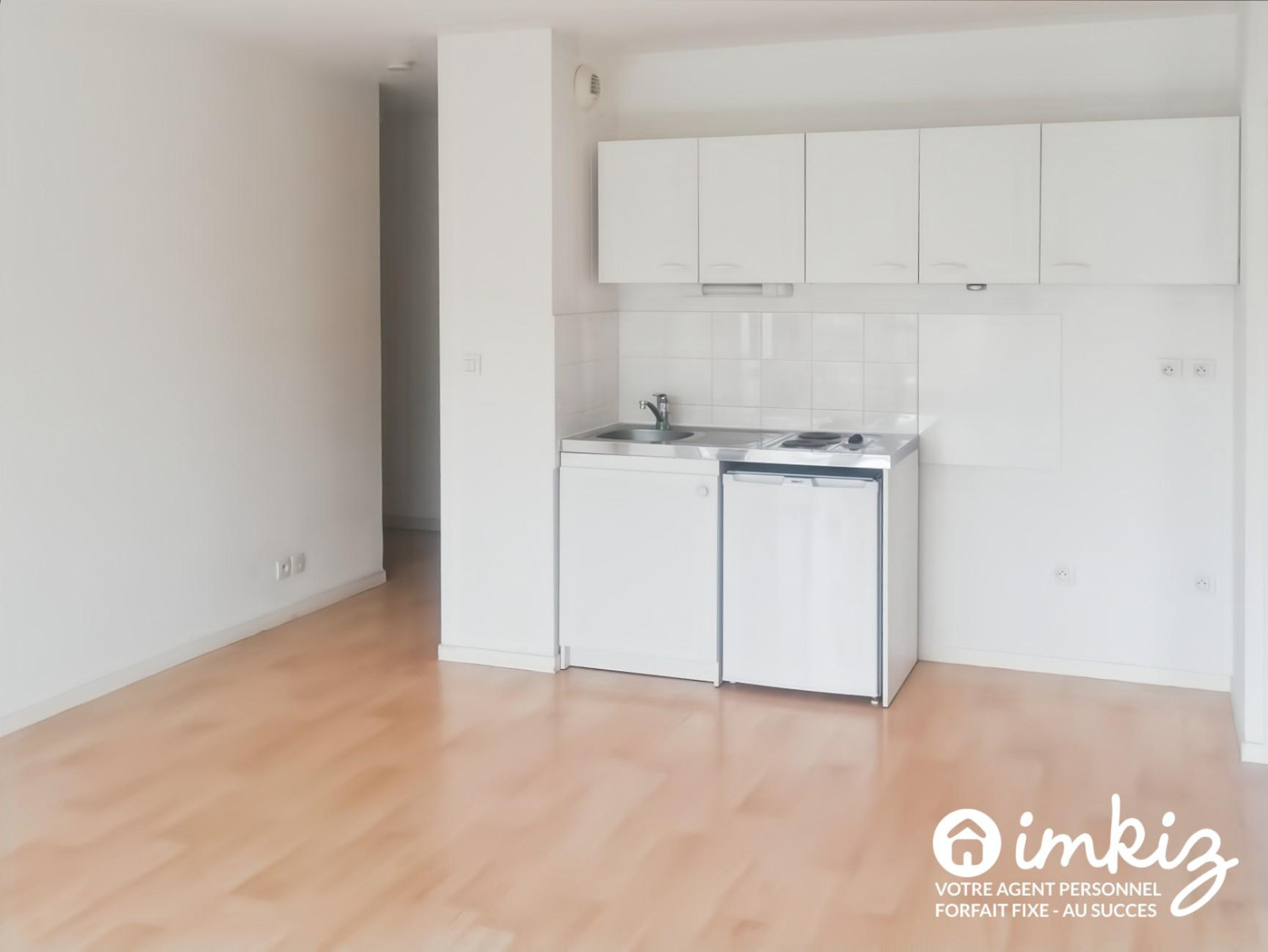 
                                                Vente
                                                 T2 lumineux avec balcon, parking et ascenseur