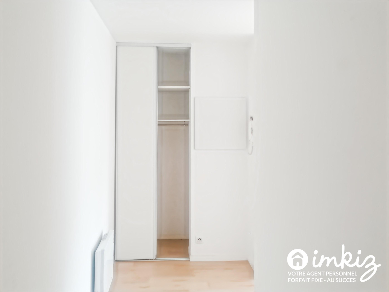 
                                                Vente
                                                 T2 lumineux avec balcon, parking et ascenseur