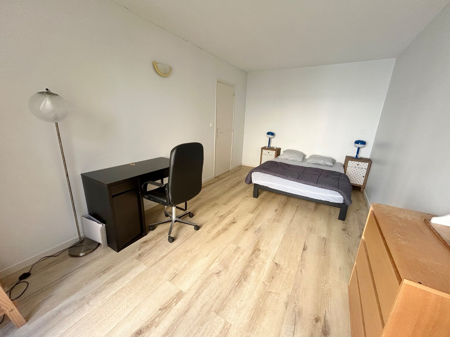 
                                                Location
                                                 T2 lumineux avec terrasse privée St Leu Amiens
