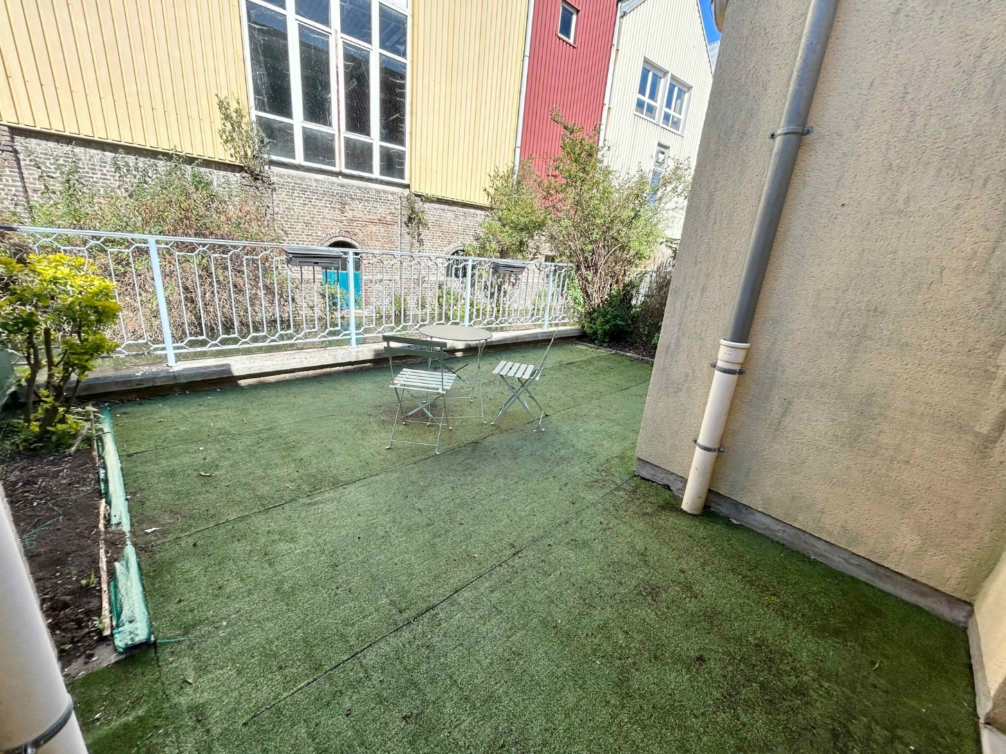 
                                                Location
                                                 T2 lumineux avec terrasse privée St Leu Amiens