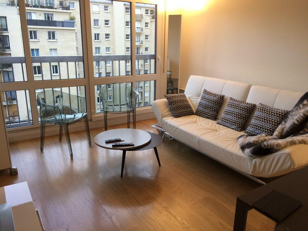 
                                                Location
                                                 T2 lumineux, calme et confortable