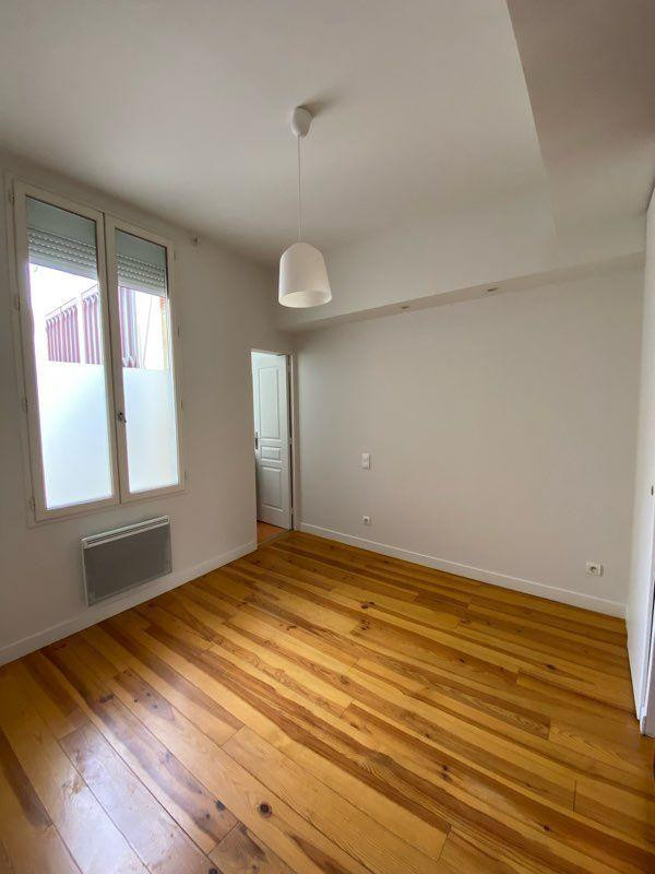 
                                                Location
                                                 T2 lumineux et calme