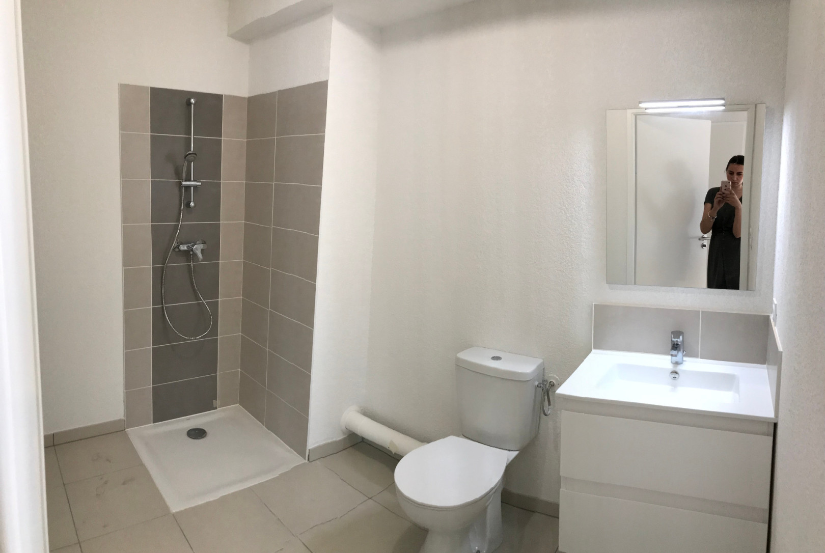 
                                                Location
                                                 T2 Mérignac