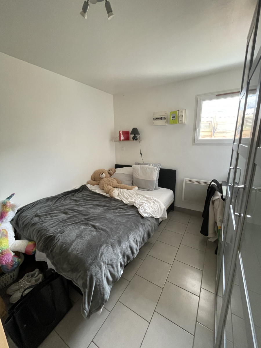 
                                                Location
                                                 T2 meublé 26m2 Famars