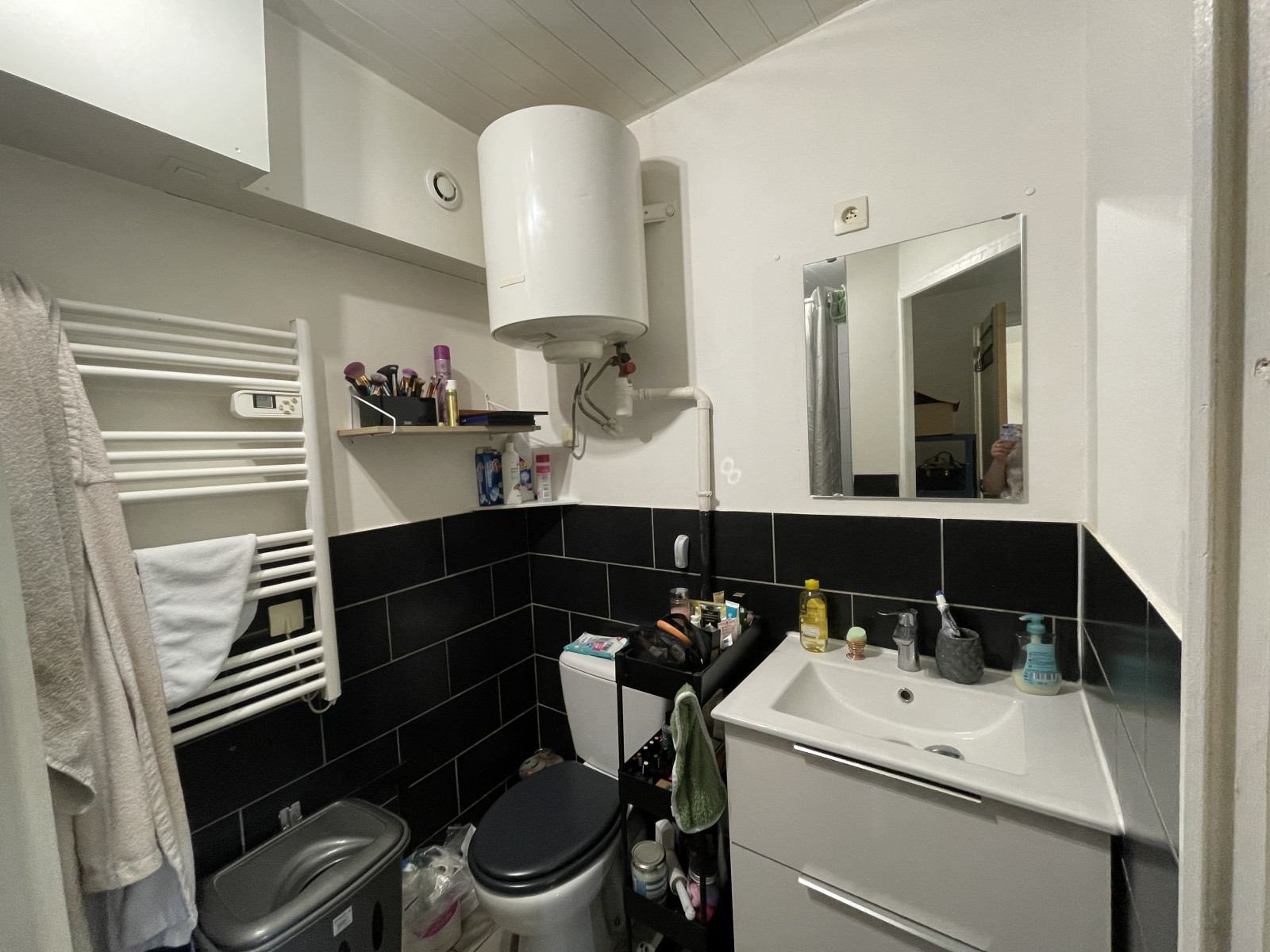 
                                                Location
                                                 T2 meublé 26m2 Famars