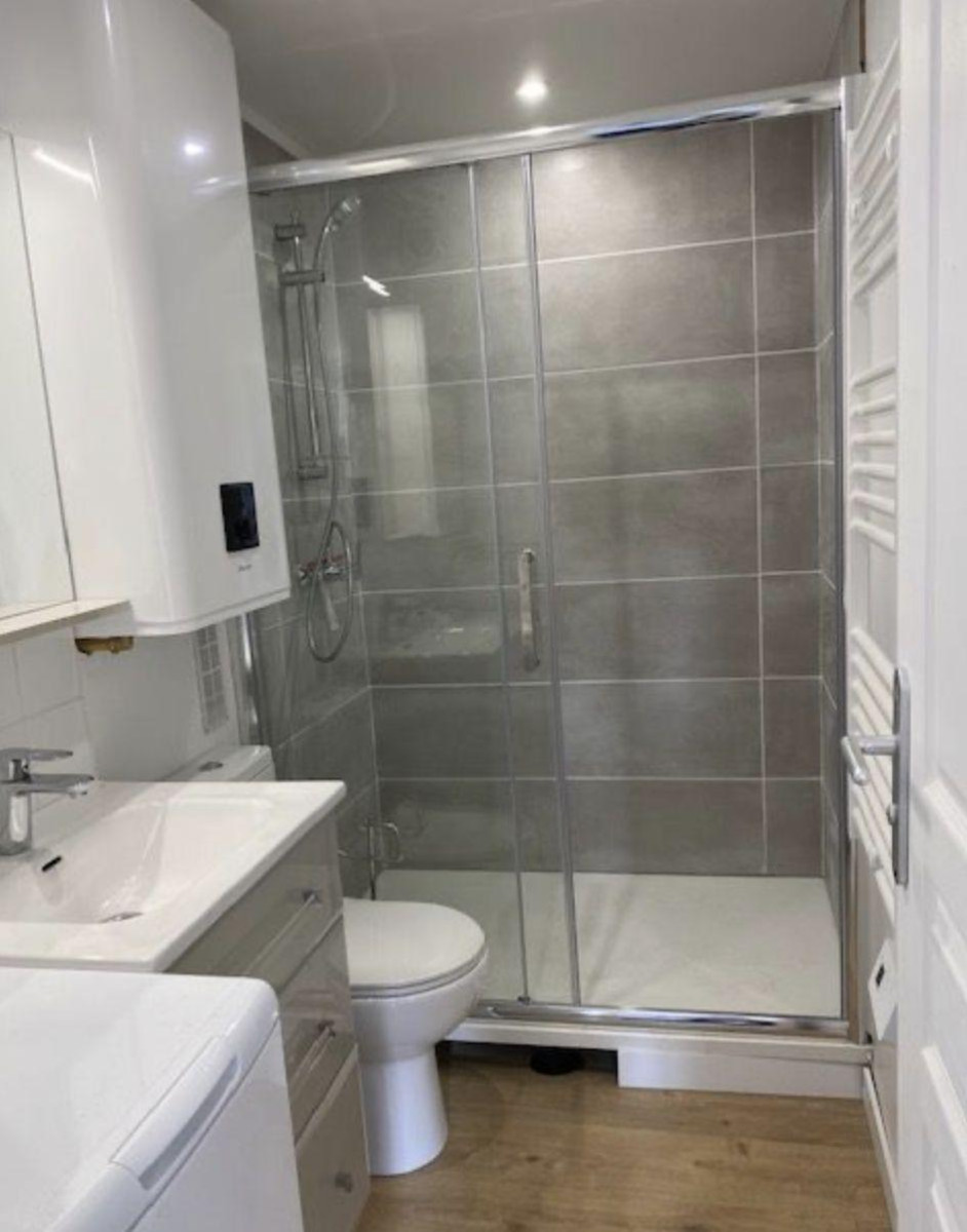 
                                                Location
                                                 T2 meublé, 30 m², proche Lyon, terrasse