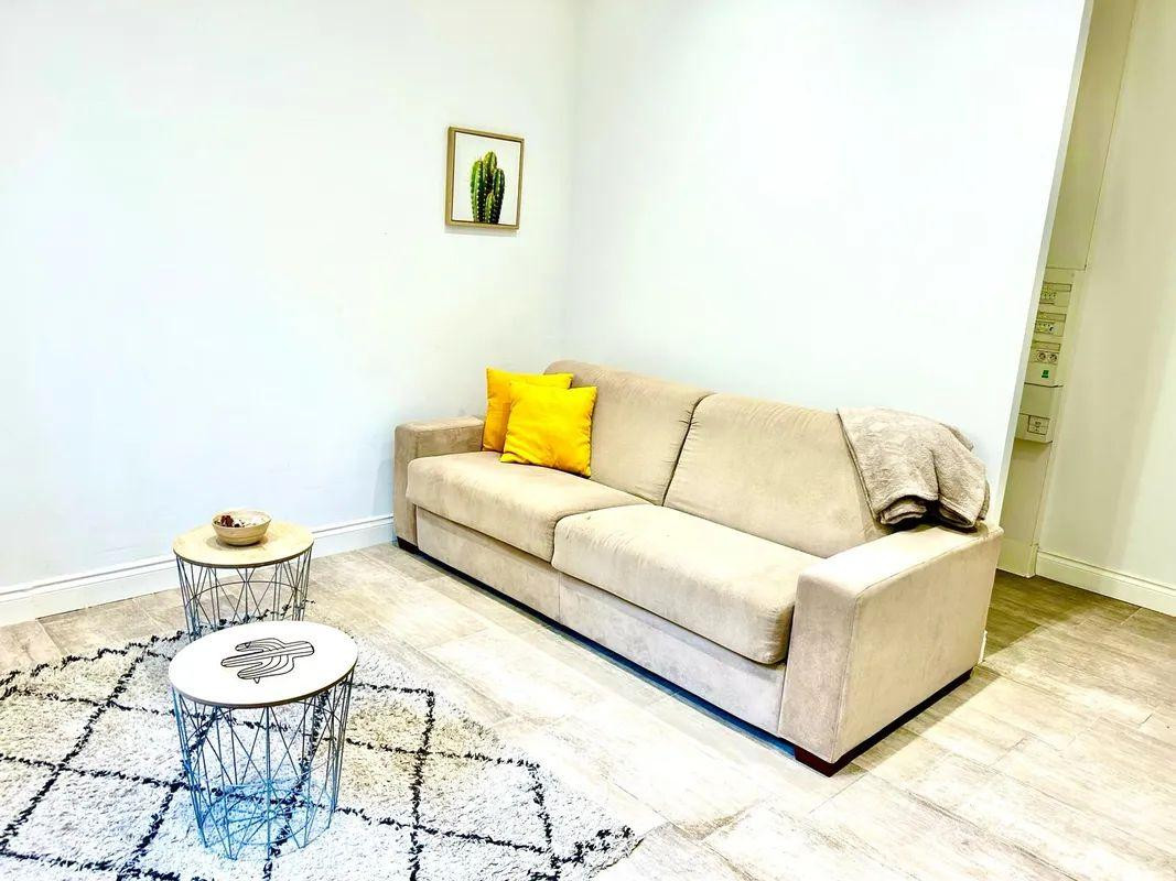 
                                                Location
                                                 T2 meublé 30m² pour ETUDIANT promenade des anglais