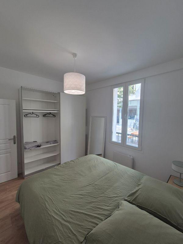 
                                                Location
                                                 T2 meublé 34m2 refait à neuf