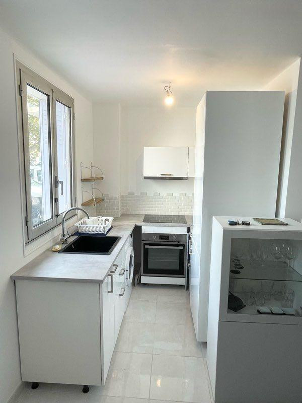 
                                                Location
                                                 T2 meublé 37m² Bonneveine Parking