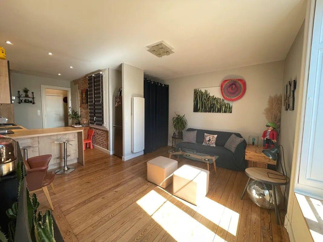 
                                                Location
                                                 T2 meublé 40m² Nantes, centre-ville