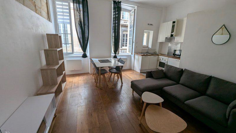 
                                                Location
                                                 T2 meuble 45m2