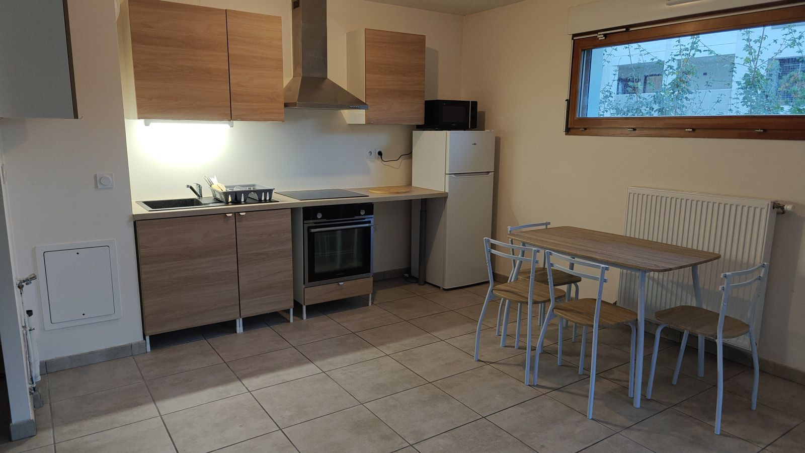 
                                                Location
                                                 T2 meublé 46m² Vert,Connecté Villeurbanne La Soie