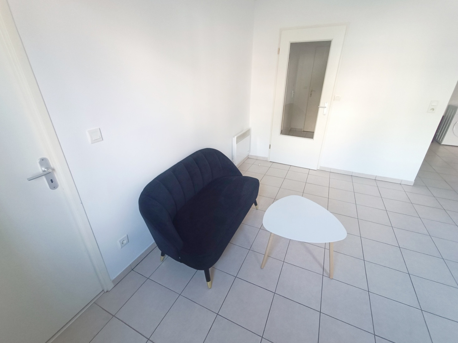 
                                                Location
                                                 T2 meublé 48m2 avec parking - Val d'Avre