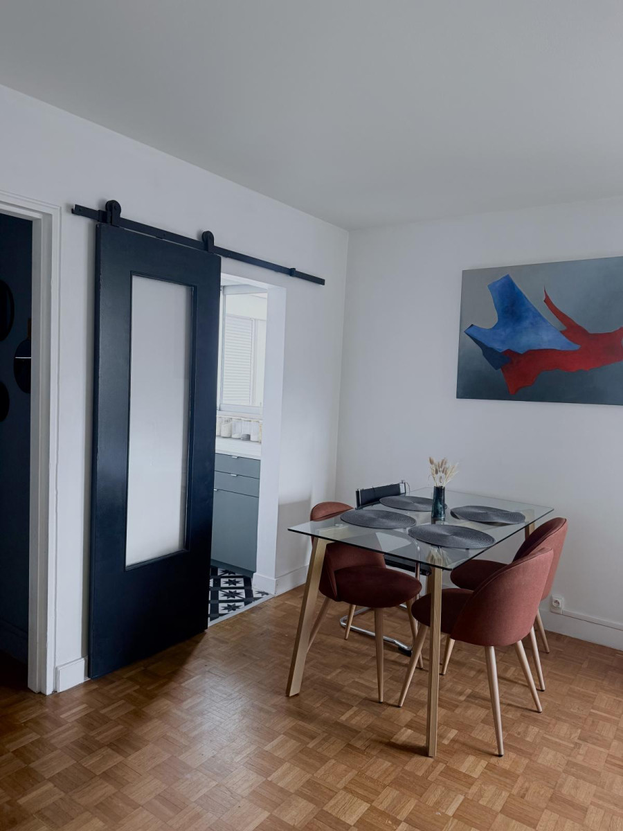
                                                Location
                                                 T2 Meublé 52 m²  Bois-Colombes (Bourguignon)