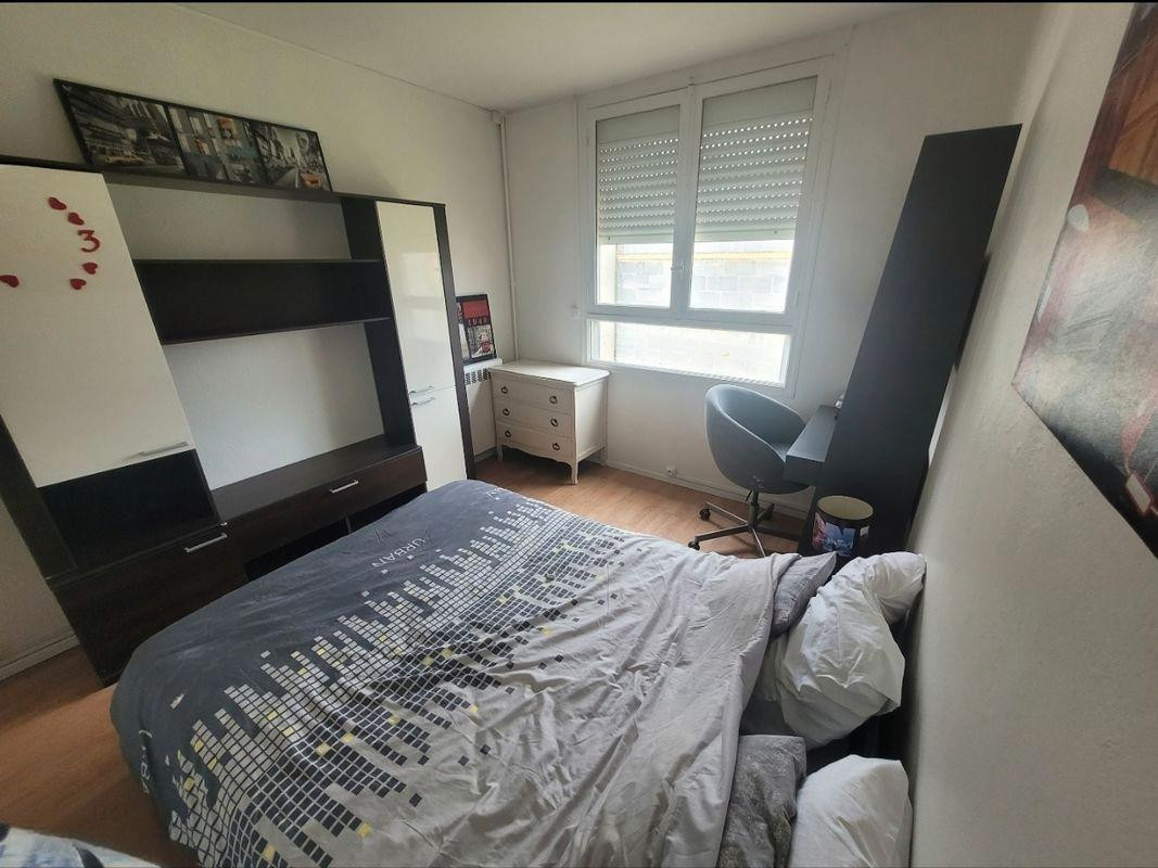 
                                                Location
                                                 T2 Meublé