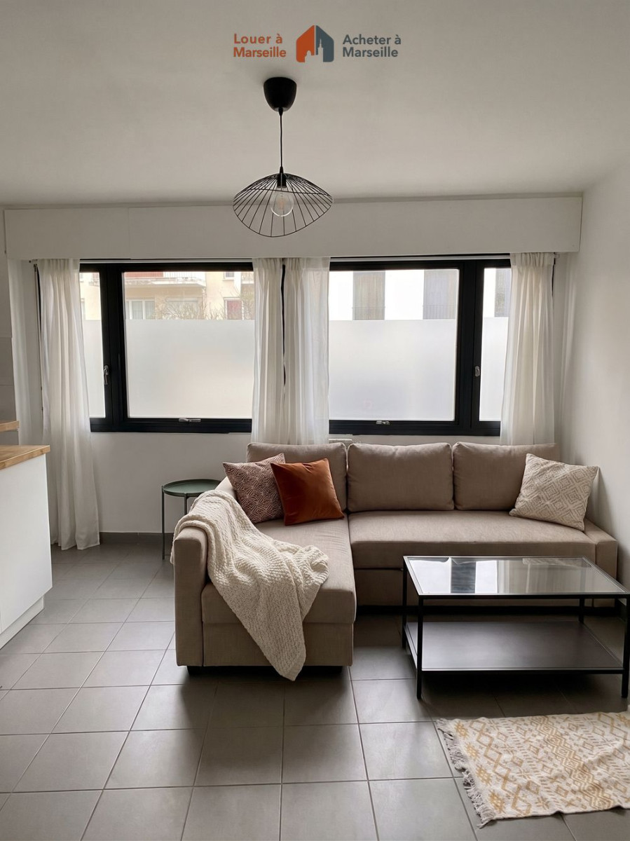 
                                                Location
                                                 T2 meublé - 7 ème arrondissement