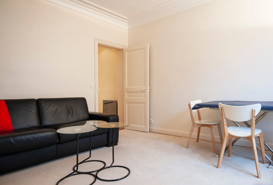 
                                                Location
                                                 T2 meublé 75007 Paris