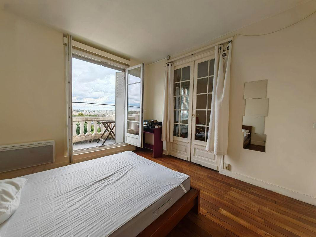 
                                                Location
                                                 T2 meublé à 4mn à pieds du lycée Lakanal