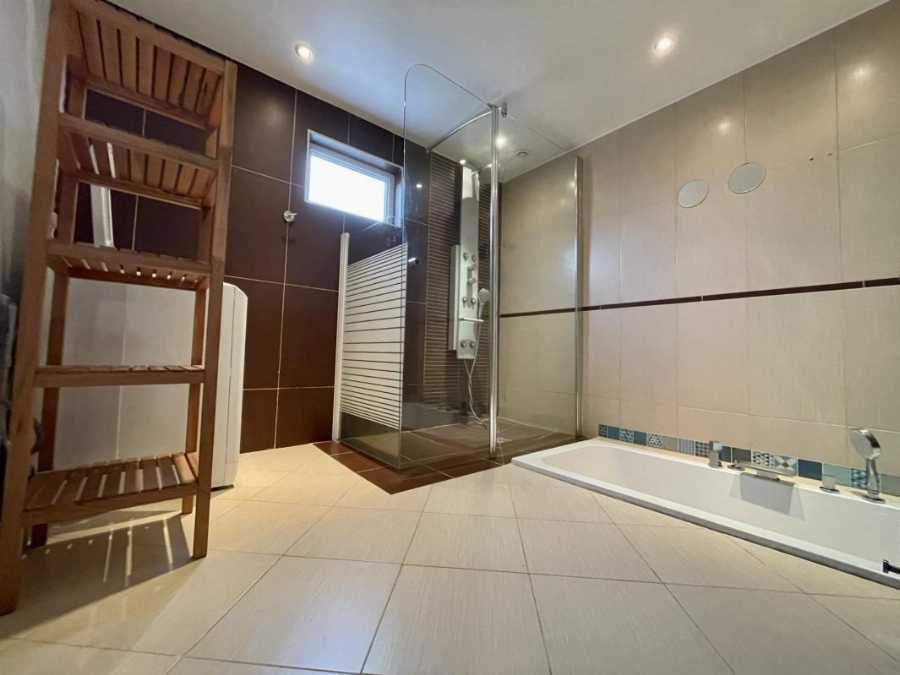 
                                                Location
                                                 T2 meublé à Colombes
