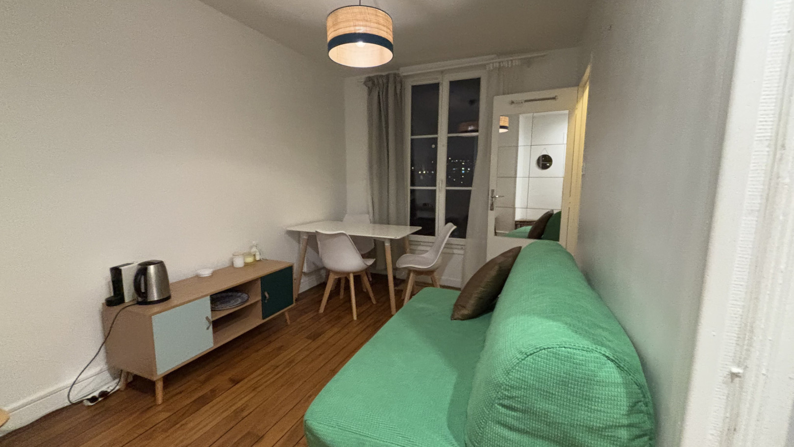 
                                                Location
                                                 T2 meublé à Ivry-sur-Seine