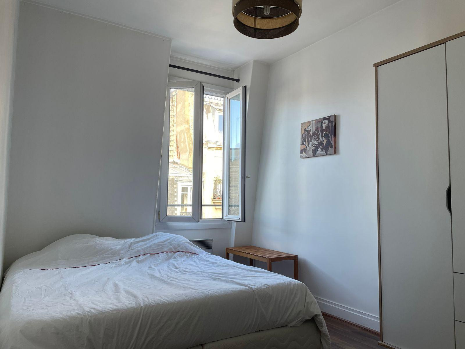 
                                                Location
                                                 T2 meublé à Levallois fonctionnel et lumineux