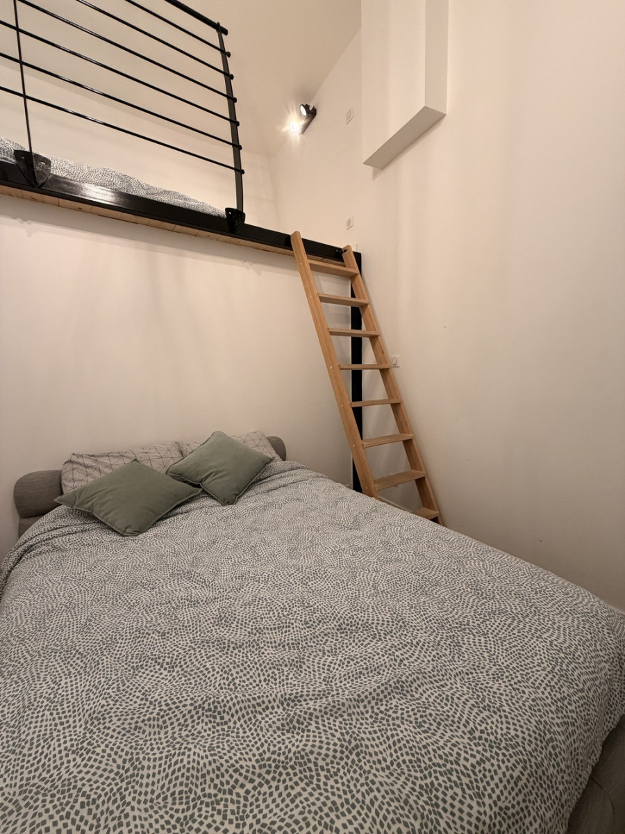 
                                                Location
                                                 T2 meublé à LYON 1