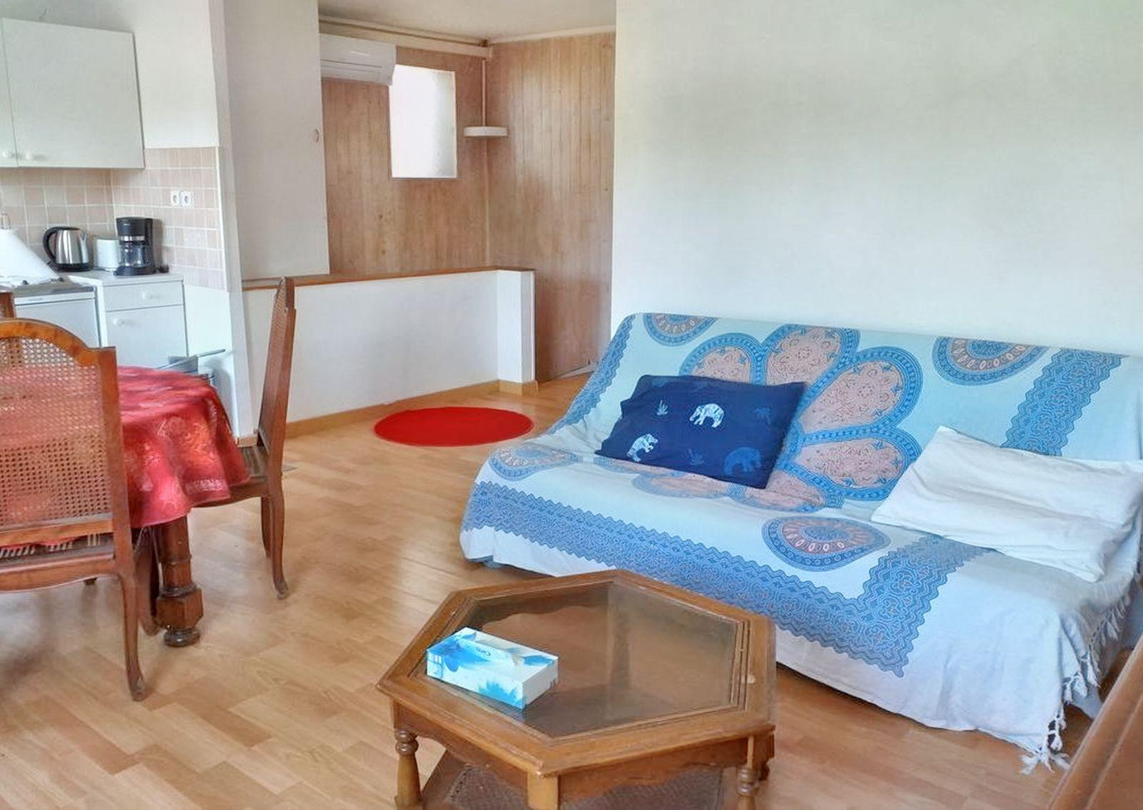 
                                                Location
                                                 T2 meublé à Toulouse-Lardenne