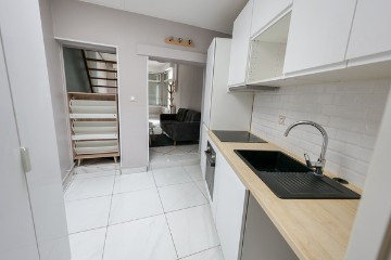 
                                                Location
                                                 T2 meublé au 218 Rue Saint-Denis, 75002, Paris