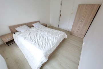 
                                                Location
                                                 T2 meublé au 218 Rue Saint-Denis, 75002, Paris