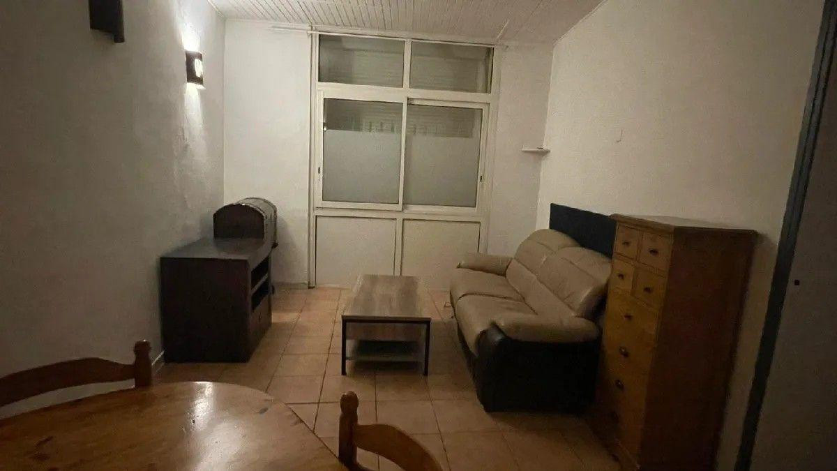 
                                                Location
                                                 T2 meublé au Camoins 44m² avec toit terrasse 40m²
