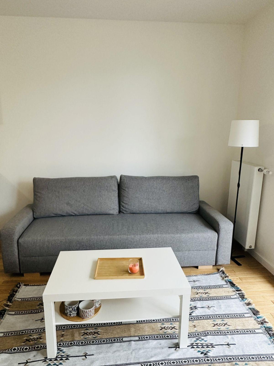 
                                                Location
                                                 T2 Meublé avec Balcon et Parking