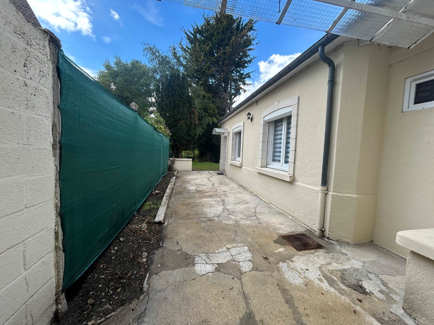 
                                                Location
                                                 T2 meublé avec jardin 330m2 & terrasse Amiens