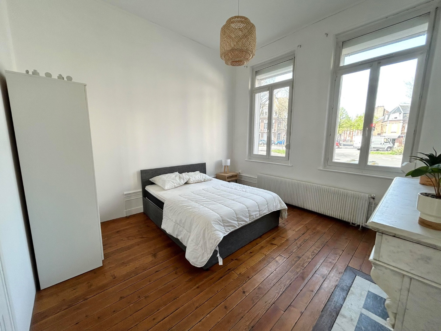 
                                                Location
                                                 T2 meublé avec jardin privatif