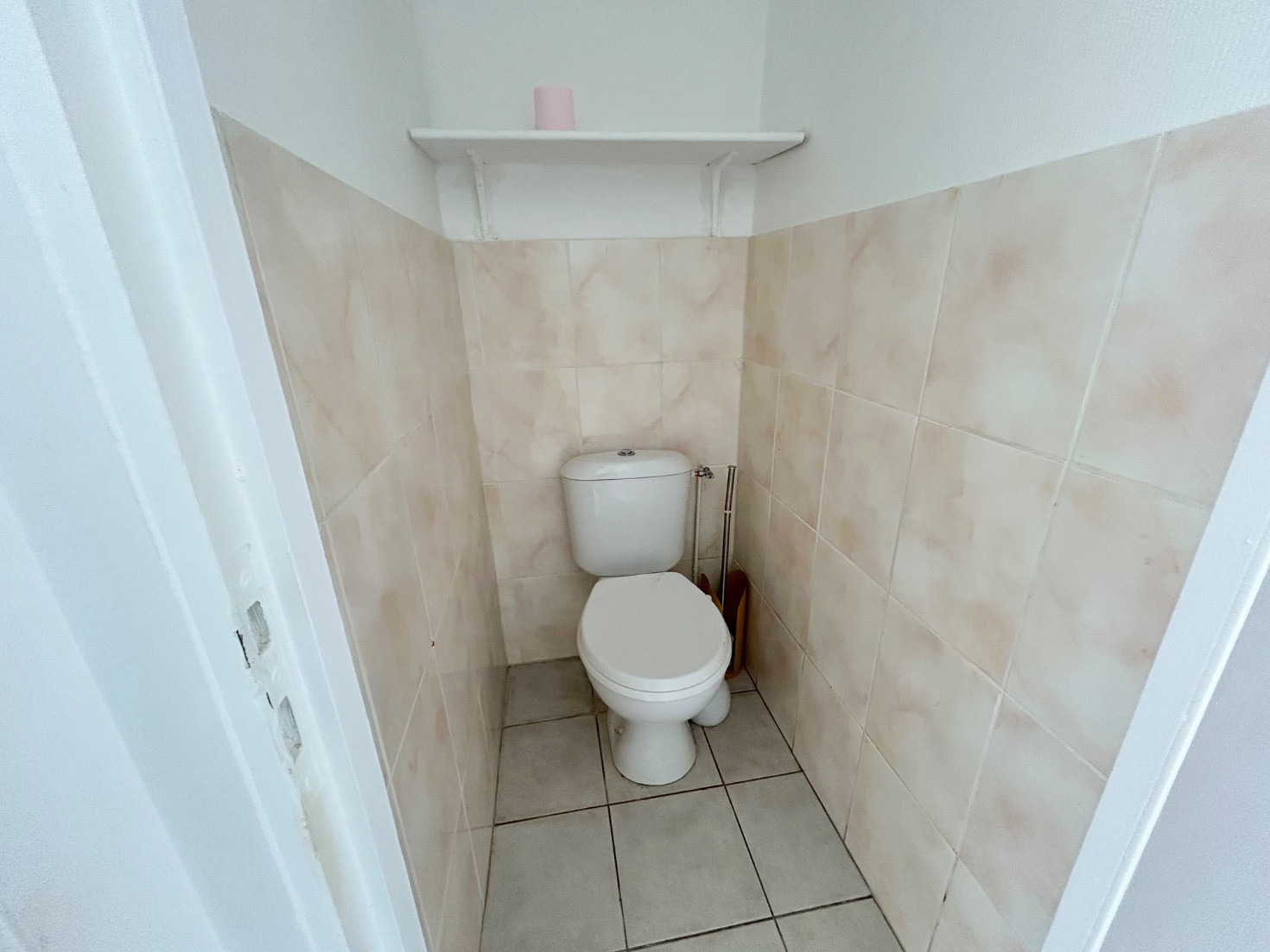 
                                                Location
                                                 T2 meublé avec jardin privatif