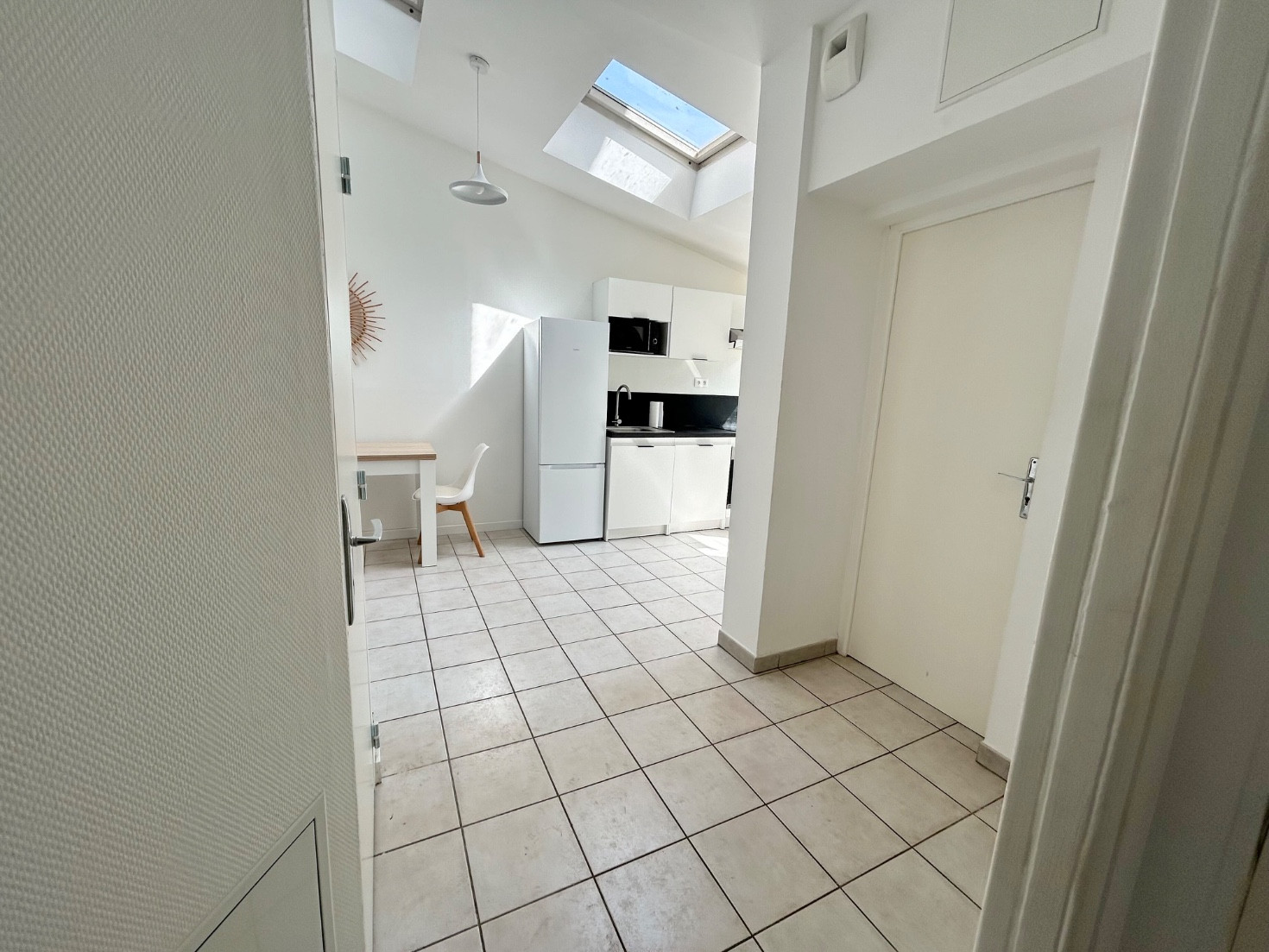 
                                                Location
                                                 T2 meublé avec jardin privatif