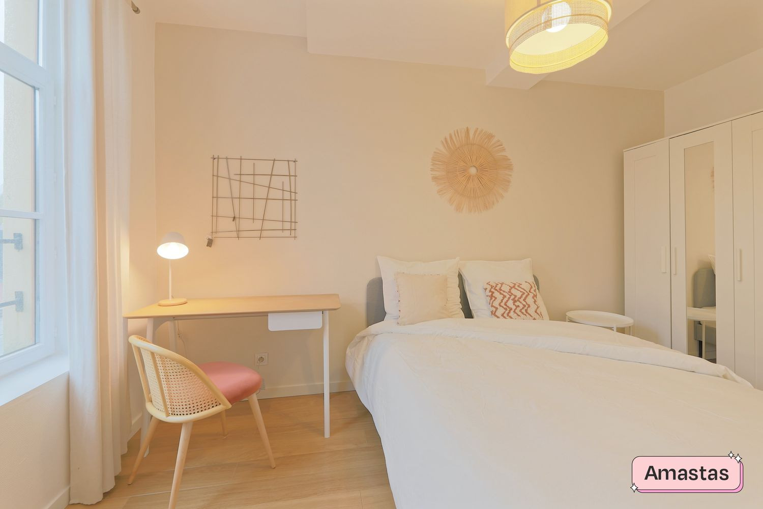 
                                                Location
                                                 T2 meublé avec soin secteur Lille Moulin - 259588