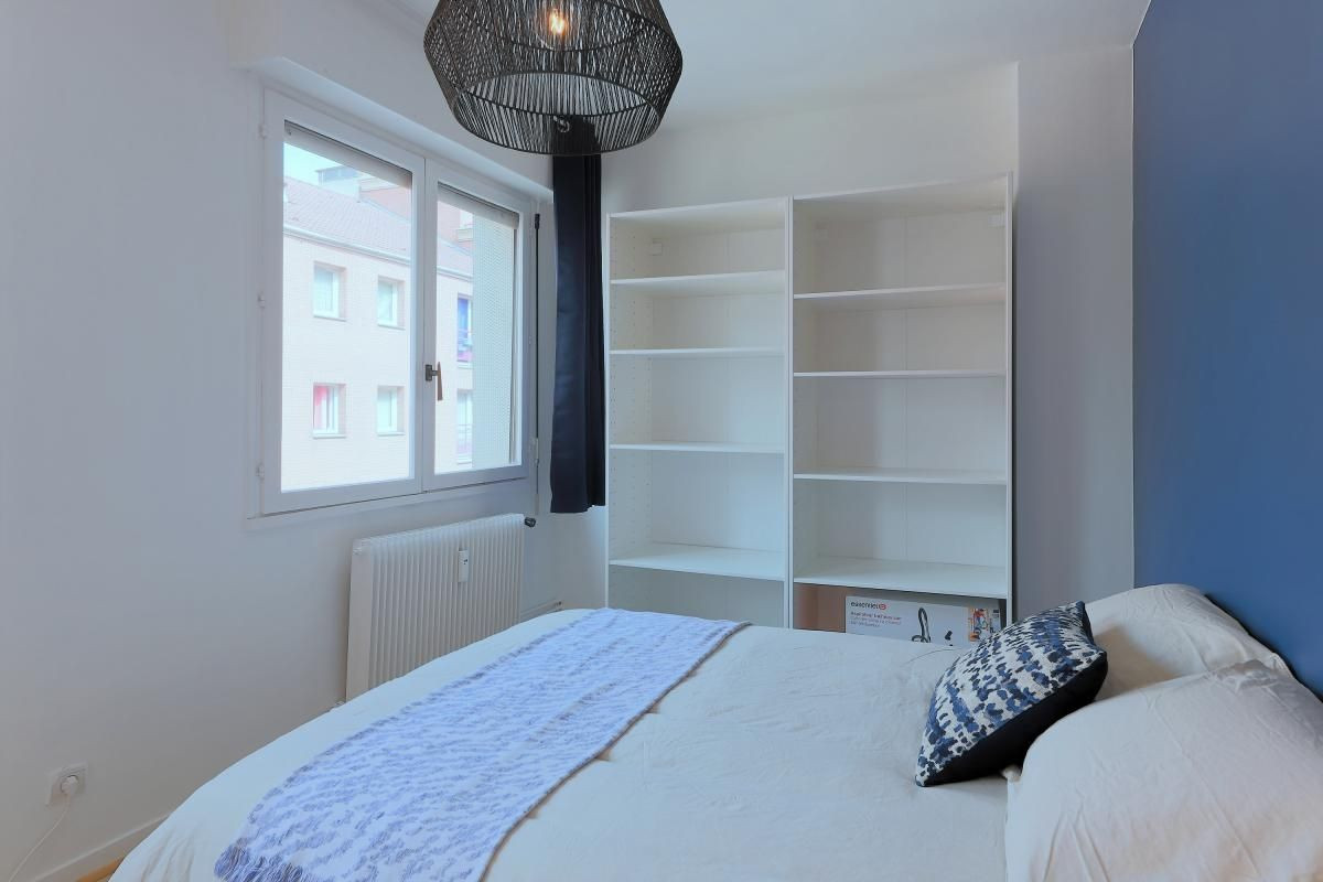 
                                                Location
                                                 T2 meublé avec soin secteur Lille Wazemmes - 259399