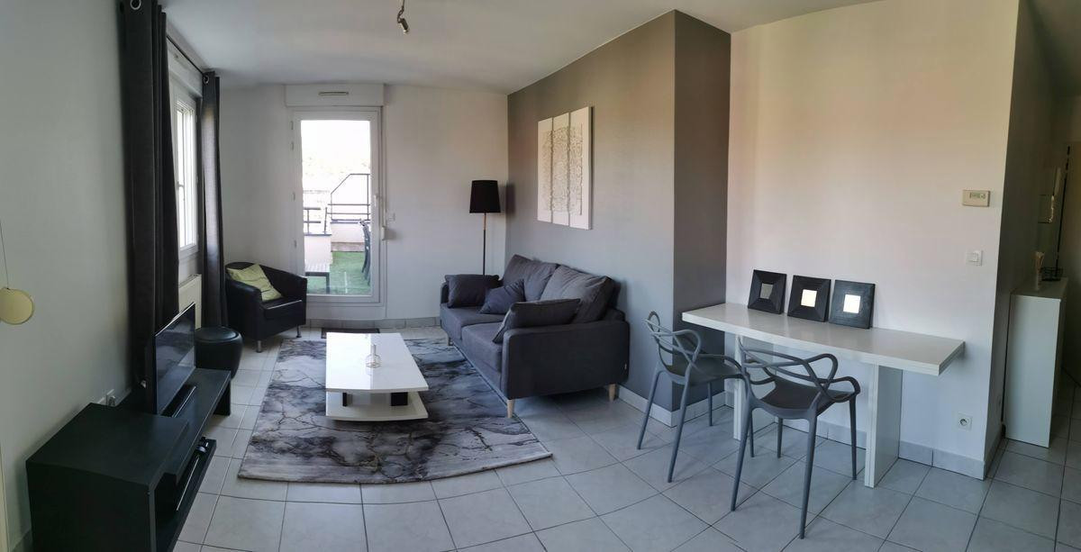 
                                                Location
                                                 T2 meuble avec terrasse